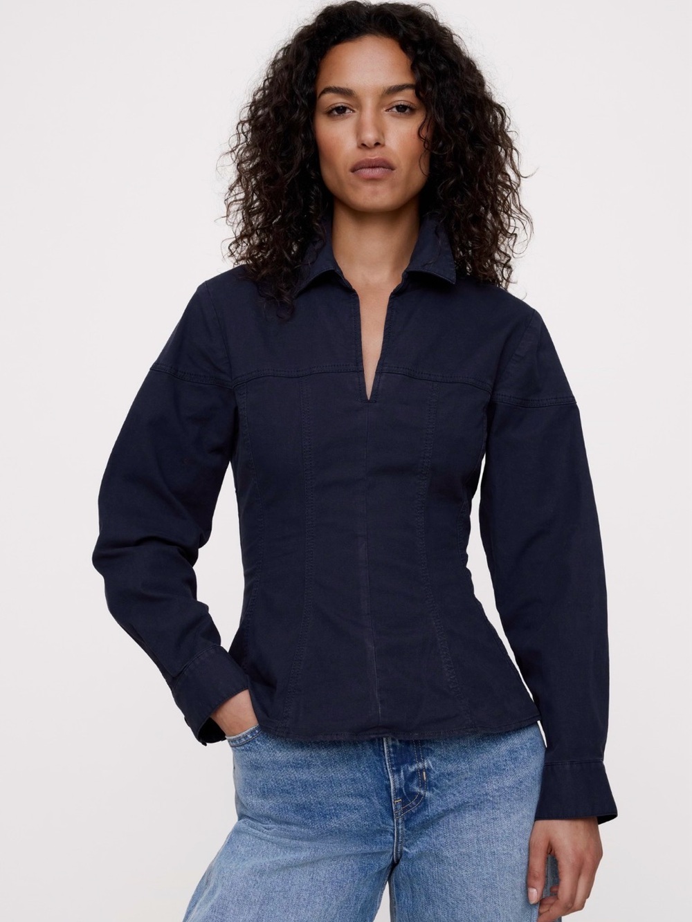 Banana Republic Stretch Cotton Pleated waist Top Navy Blue. Small. New w tags
